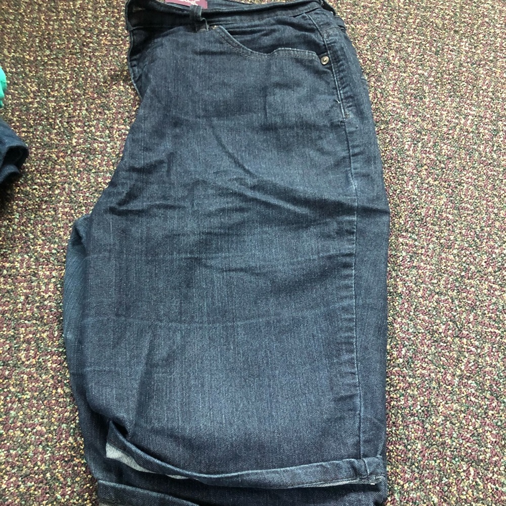 Bermuda shorts dark wash